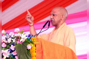 योगी सरकार इस साल भी नहीं बढ़ाएगी बिजली दरें