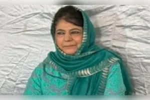 अयातुल्ला खामेनेई को अंतिम श्रद्धांजलि देने ईरान जाएंगी महबूबा मुफ्ती