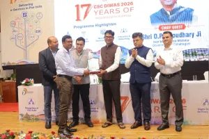 खेती में तकनीक की नई क्रांति: ड्रोन सेवा शुरू करने वाला देश का पहला जिला बना धमतरी