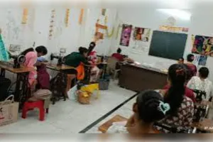 छात्रों को आत्मनिर्भर बनाने के लिए व्यावसायिक पाठ्यक्रम 