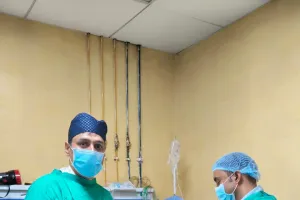 मौत के मुंह से जिंदगी छीन लाए मेडिकल कॉलेज खीरी के जांबाज डॉक्टर्स