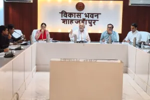 वित्त मंत्री सुरेश खन्ना ने जल जीवन मिशन कार्यों की समीक्षा की, रेस्टोरेशन में लापरवाही पर जताई नाराजगी