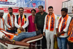 एबीवीपी के स्थापना दिवस पर रक्तदान शिविर, युवाओं ने किया स्वैच्छिक रक्तदान