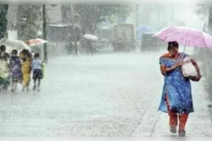 भारी बारिश की वजह सेस्कूल कॉलेज कोचिंग इंस्टिट्यूट बंद  के आदेश जारी