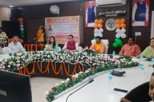 मुख्यमंत्री ने शिक्षकों और विद्यार्थियों को दी बड़ी सौगात, बदायूं में देखा गया लाइव प्रसारण 