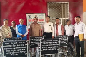 सिविल अस्पताल को मिली नयी व्हीलचेयर 