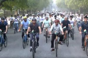दिल्ली में ‘हर घर तिरंगा साइकिल यात्रा’, मनसुख मांडविया बोले- फिटनेस का बेहतर उपाय साइकिल