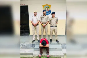आस्था के दरबार में चोरी करने वाला आरोपी पुलिस के हत्थे चढ़ा