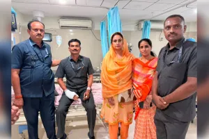 सुखबीर बादल की जान बचाने वाले इंस्पेक्टर को हरसिमरत ने किया सलाम