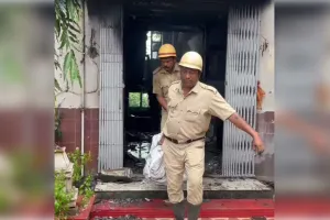 तारापीठ होटल अग्निकांड में 9 मौतें, फायर सेफ्टी पर उठे सवाल