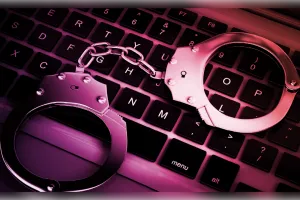 अयोध्या में 2.8 लाख रुपए की रिश्वत लेने के आरोप में चार पुलिसकर्मी गिरफ्तार