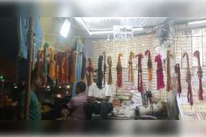 प्रयागराज में रक्षाबंधन की तैयारियां तेज, सजे राखी बाजार