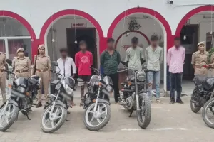 ऑपरेशन मजनू: संतकबीरनगर पुलिस का स्कूल-कॉलेजों के आसपास मनचलों पर कड़ा प्रहार