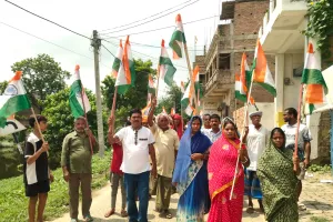 सनहा पश्चिम में स्वतंत्रता दिवस पर निकाली गई भव्य तिरंगा यात्रा