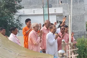 सुंदरकांड पाठ के साथ गूंजा राष्ट्रप्रेम, भक्तों ने ध्वजारोहण कर मनाया स्वतंत्रता दिवस