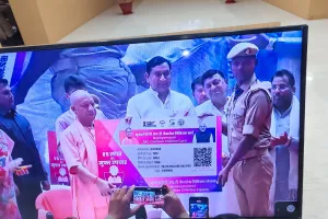 सीएम द्वारा पीआरडी स्वयंसेवकों को मुख्यमंत्री कैशलेस चिकित्सा योजना का शुभारम्भ
