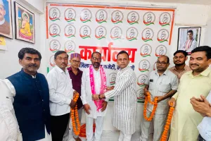 मनोज पटेल को राजीव गांधी पंचायतीराज संगठन का प्रदेश अध्यक्ष बनने पर कांग्रेसियों ने किया भव्य स्वागत