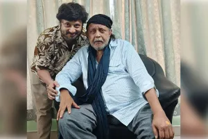 आपने बिल्कुल सही कहानी पकड़ी है! यह मेरी ज़िंदगी पर है! मिथुन