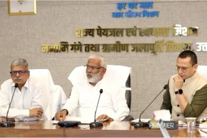 जलापूर्ति योजनाओं की धीमी रफ्तार पर भड़के जलशक्ति मंत्री
