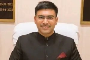 आगरा में आज कक्षा 1 से 12 तक के स्कूल बंद