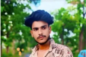 तेज आवाज में बाजा बजाने के विवाद में घायल युवक की मौत