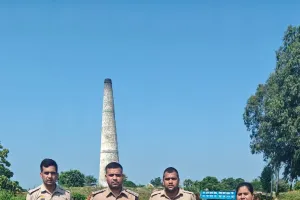 अवैध कच्ची शराब के विरुद्ध आबकारी विभाग की कार्रवाई
