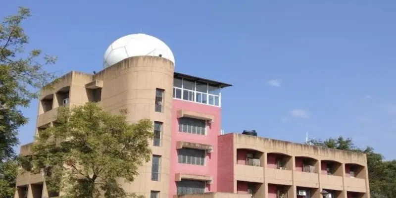राजस्थान में बदला मौसम, 23 जिलों में आंधी-बारिश का अलर्ट, कई जगह गिरे ओले