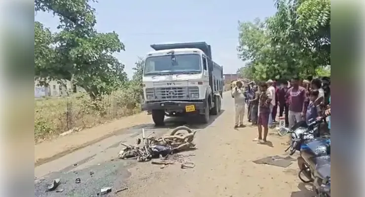 गिट्टी से भरे हाईवा की टक्कर से बाइक सवार युवक की दर्दनाक मौत, जांच शुरू