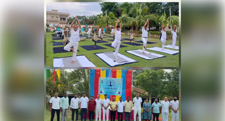  अंतर्राष्ट्रीय योग दिवस पर एटापक्का कैंप में सीआरपीएफ 212 बटालियन ने योग कार्यक्रम का शुभारंभ किया