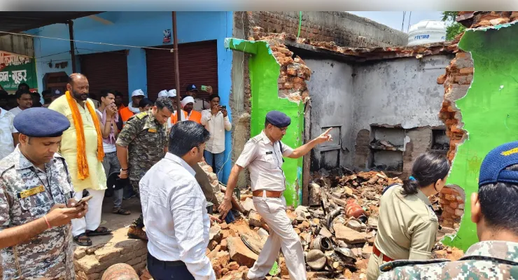 शिवपुरी: सिलेंडर विस्फोट से मचा हड़कंप, 4 वर्षीय बच्ची की मौत; चार गंभीर घायल