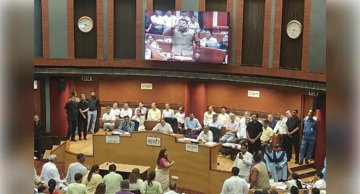 एमसीडी बैठक में जनहित मुद्दों और राम मंदिर चढ़ावे चोरी पर चर्चा से भागी ईडी पार्टी- अंकुश नारंग