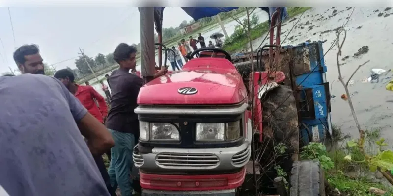 बिलासपुर: धान रोपाई पर जा रहे मजदूरों से भरा ट्रैक्टर पलटा, दो महिलाओं की मौत, छह घायल
