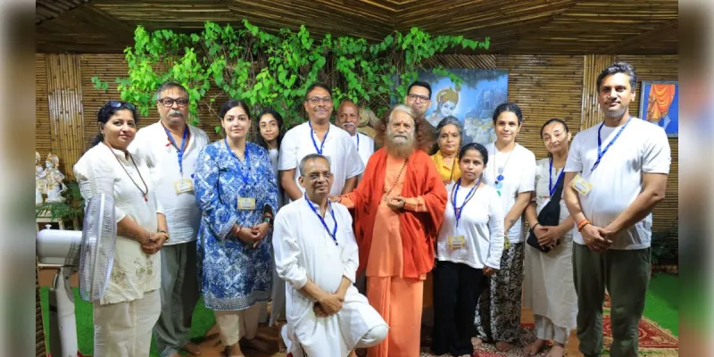 चंद्रशेखर आजाद और लोकमान्य तिलक की जयंती पर परमार्थ निकेतन ने दी श्रद्धांजलि