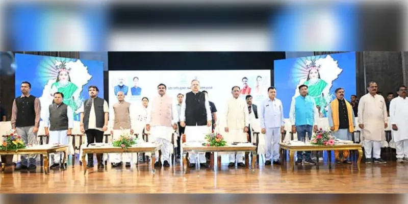 मुख्यमंत्री ने लॉन्च किया छत्तीसगढ़ का प्रीमियम हैंडलूम ब्रांड 'कोशल फैब'