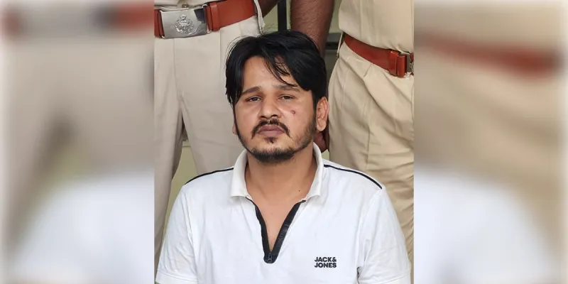 8.30 करोड़ की कपड़ा धोखाधड़ी का मास्टरमाइंड गिरफ्तार, दुबई से लौटते ही पुलिस ने दबोचा