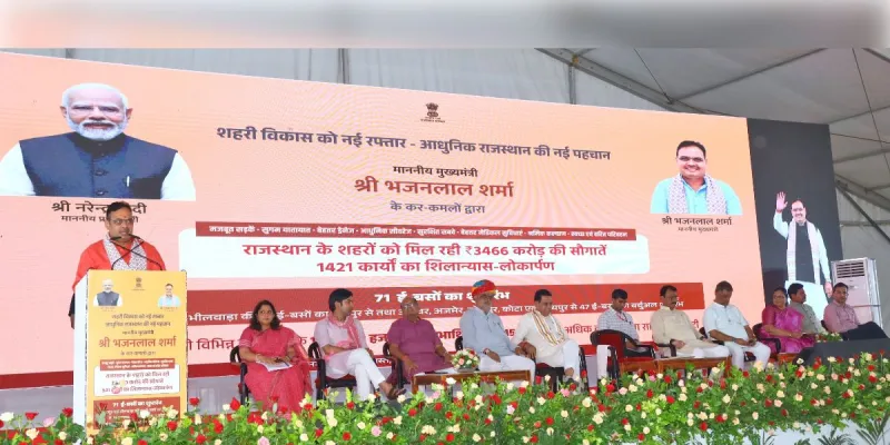 राजस्थान में 3500 करोड़ के विकास कार्य, 71 ई-बसें रवाना