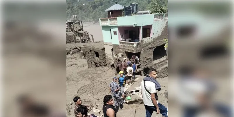 नुवाकोट बाढ़ में मलबे से 23 शव बरामद, तीर्थयात्रियों की आशंका