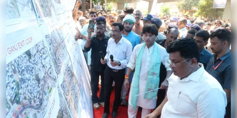 ग्वालियर एलिवेटेड रोड फेज-2 का सिंधिया ने किया निरीक्षण