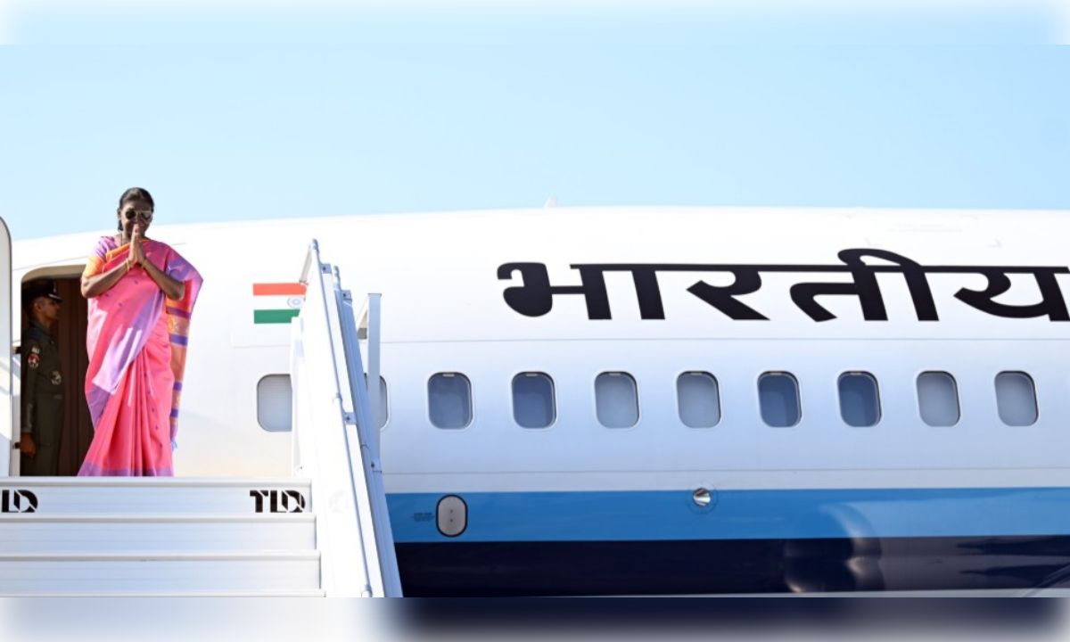 मोल्दोवा पहुंचीं राष्ट्रपति मुर्मू, उप प्रधानमंत्री मिहाई पोपशोई ने किया स्वागत