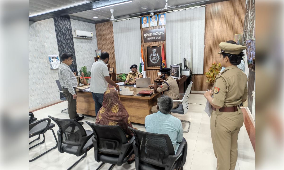 एसपी कमलेश बहादुर ने 74वीं अन्तरजनपदीय हॉकी प्रतियोगिता का किया शुभारम्भ