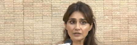 FIR की खबर में गलत फोटो इस्तेमाल होने पर भड़कीं अभिनेत्री अंतरा बनर्जी, कानूनी कार्रवाई की चेतावनी