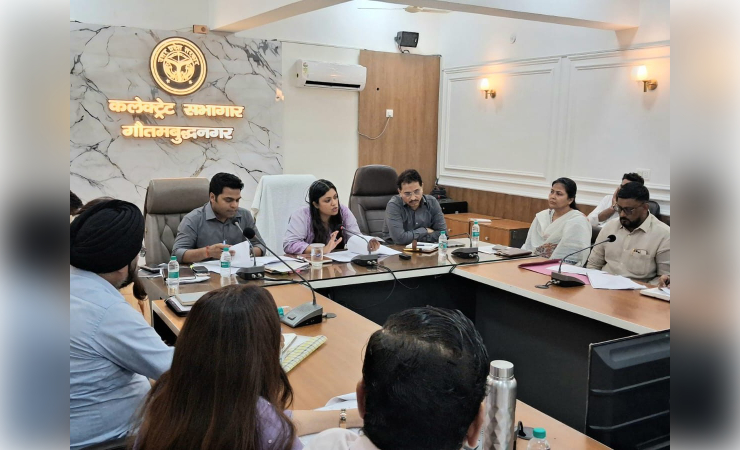 फीस बढ़ाने वाले स्कूलों सात स्कूलों पर एक-एक लाख रुपये का जुर्माना