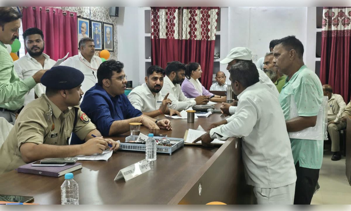 हाईकोर्ट का आदेश दबाए बैठा रहा राजस्व विभाग, बिक गई 6 बीघे जमीन